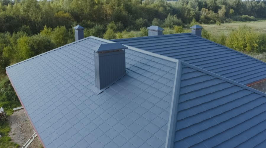 Professional gutter cleaning in Osceola, IN
