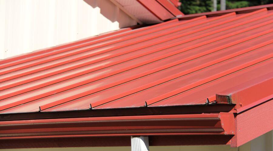 Professional gutter cleaning services in Osceola, IN